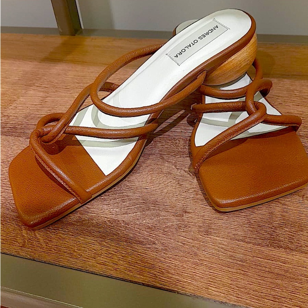 Brand new Colombian designer Andres Otalora’s brown sandals.